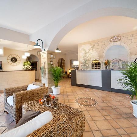 Hotel Costa D'Oro トッレ・オヴォ エクステリア 写真