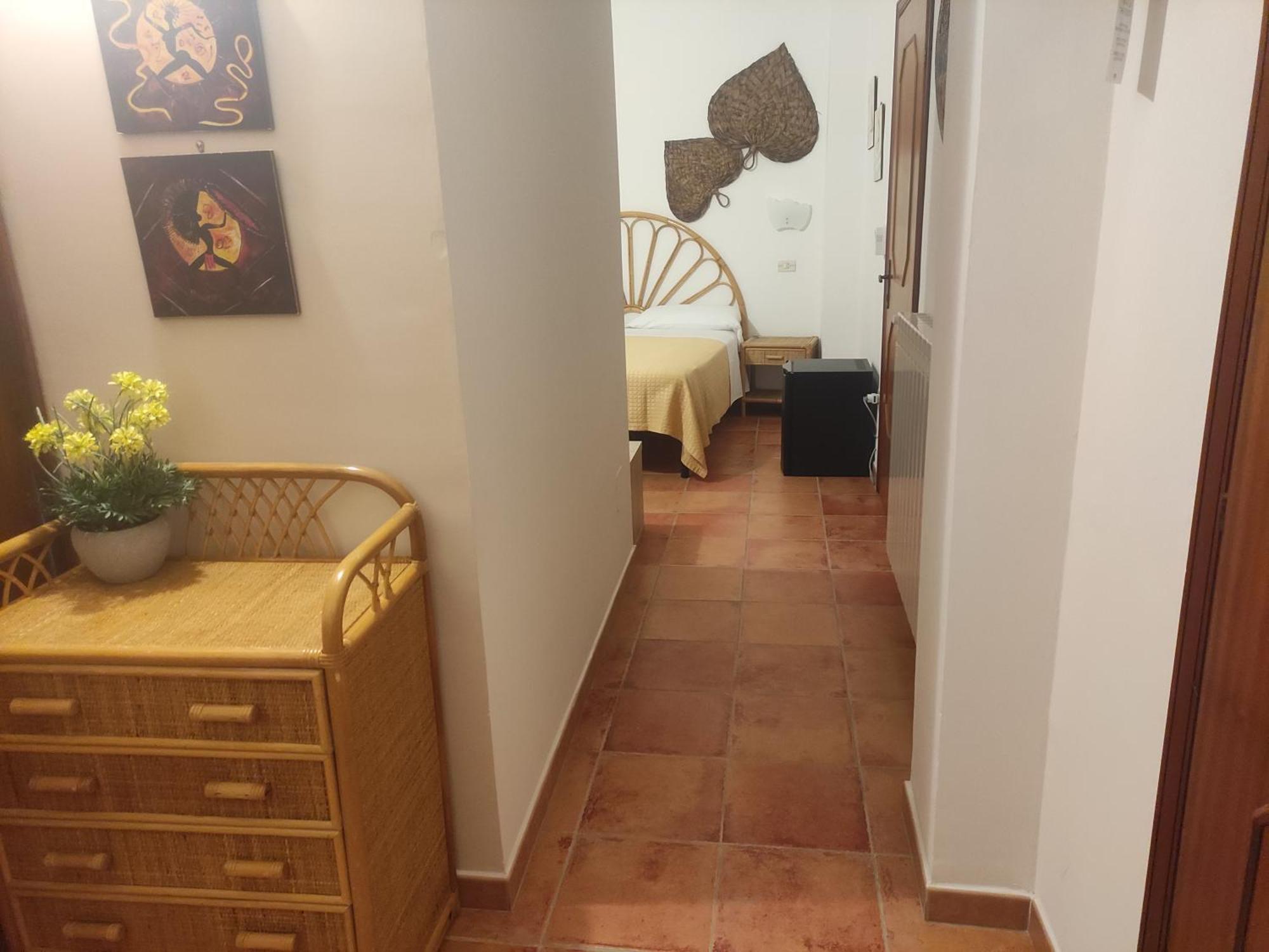 Hotel Costa D'Oro トッレ・オヴォ エクステリア 写真