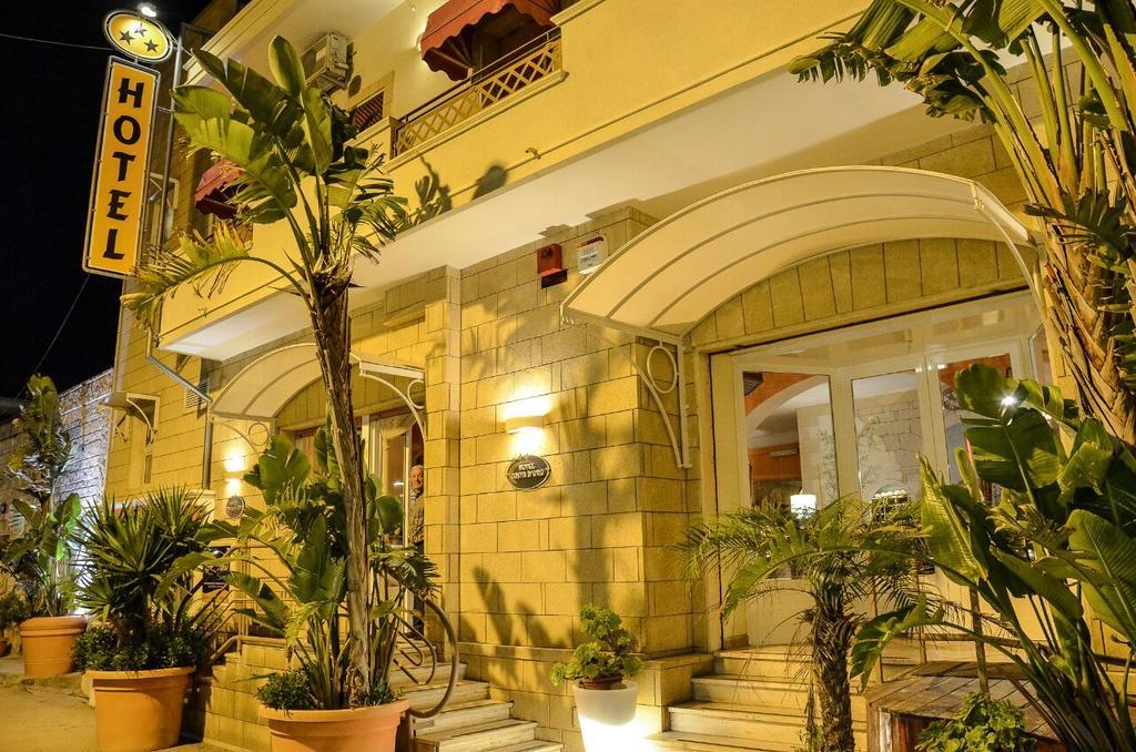 Hotel Costa D'Oro トッレ・オヴォ エクステリア 写真
